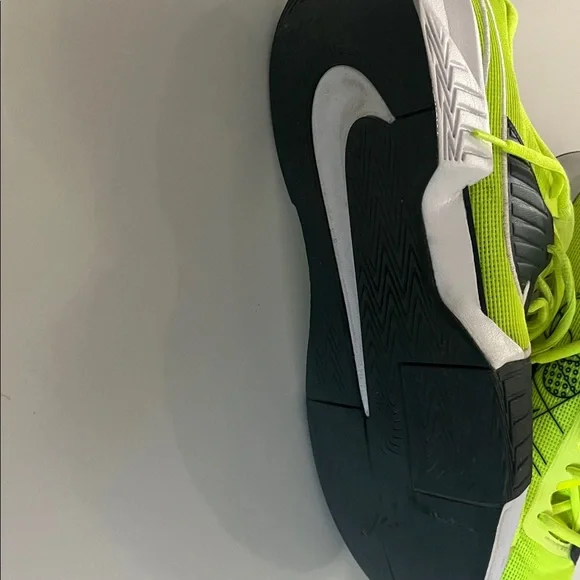 Nike Pickleball Shoes - Picture 4 of 5